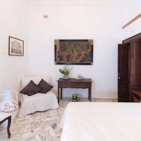 B&B Nonna Laura Trani Dış mekan fotoğraf