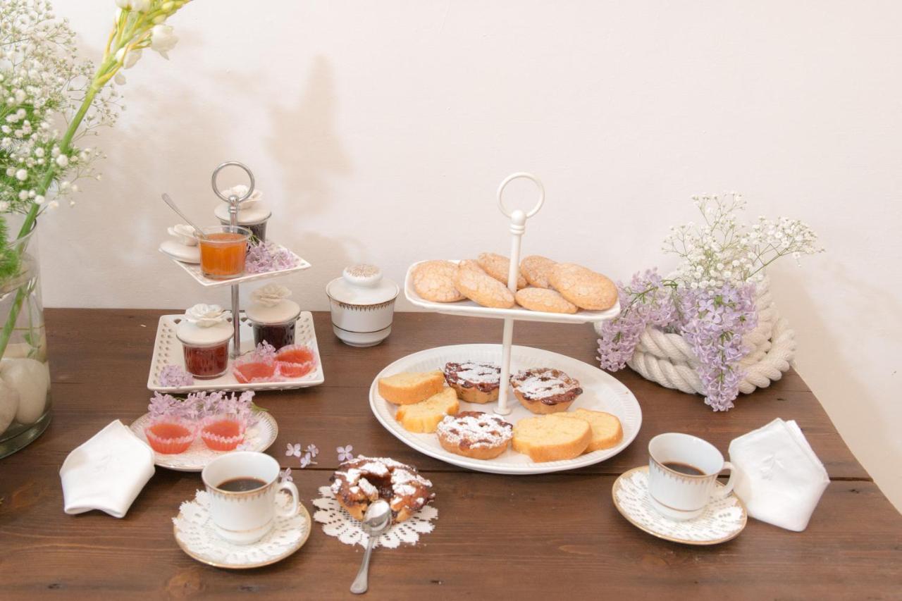 B&B Nonna Laura Trani Dış mekan fotoğraf